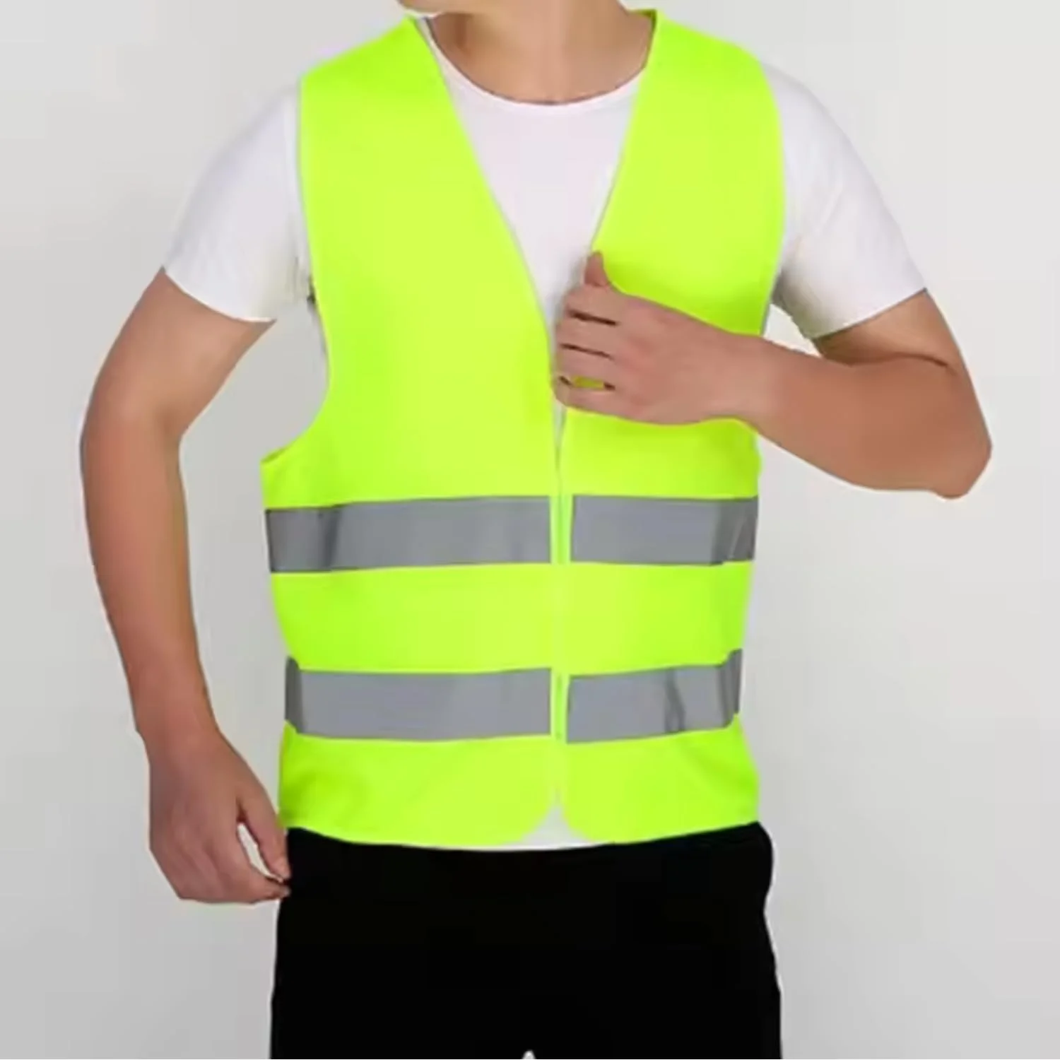 جلیقه ایمنی بازتابنده با دید بالا - لباس کار سبک وزن 100% پلی استر با نوارهای بازتابنده، جلیقه ایمنی فلورسنت برای مردان و زنان - سایزهای S تا XL جلیقه ایمنی بازتابنده با دید بالا - لباس کار سبک وزن 100% پلی استر با نوارهای بازتابنده، جلیقه ایمنی فلورسنت برای مردان و زنان - سایزهای S تا XL