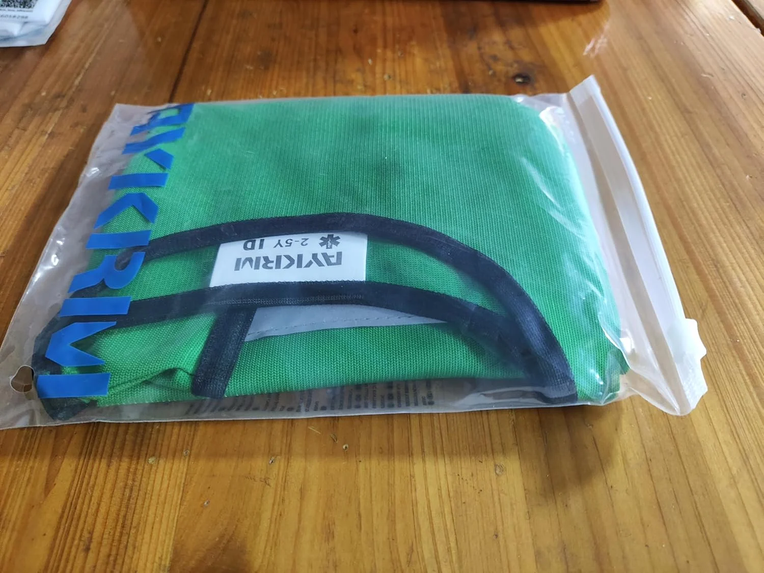 جلیقه ایمنی کودکان AYKRM - جلیقه ایمنی برای کودکان 6 تا 9 سال - سایز یونیورسال - جلیقه نور بازتابنده سبز رنگ برای دید بهتر در ترافیک جاده ای