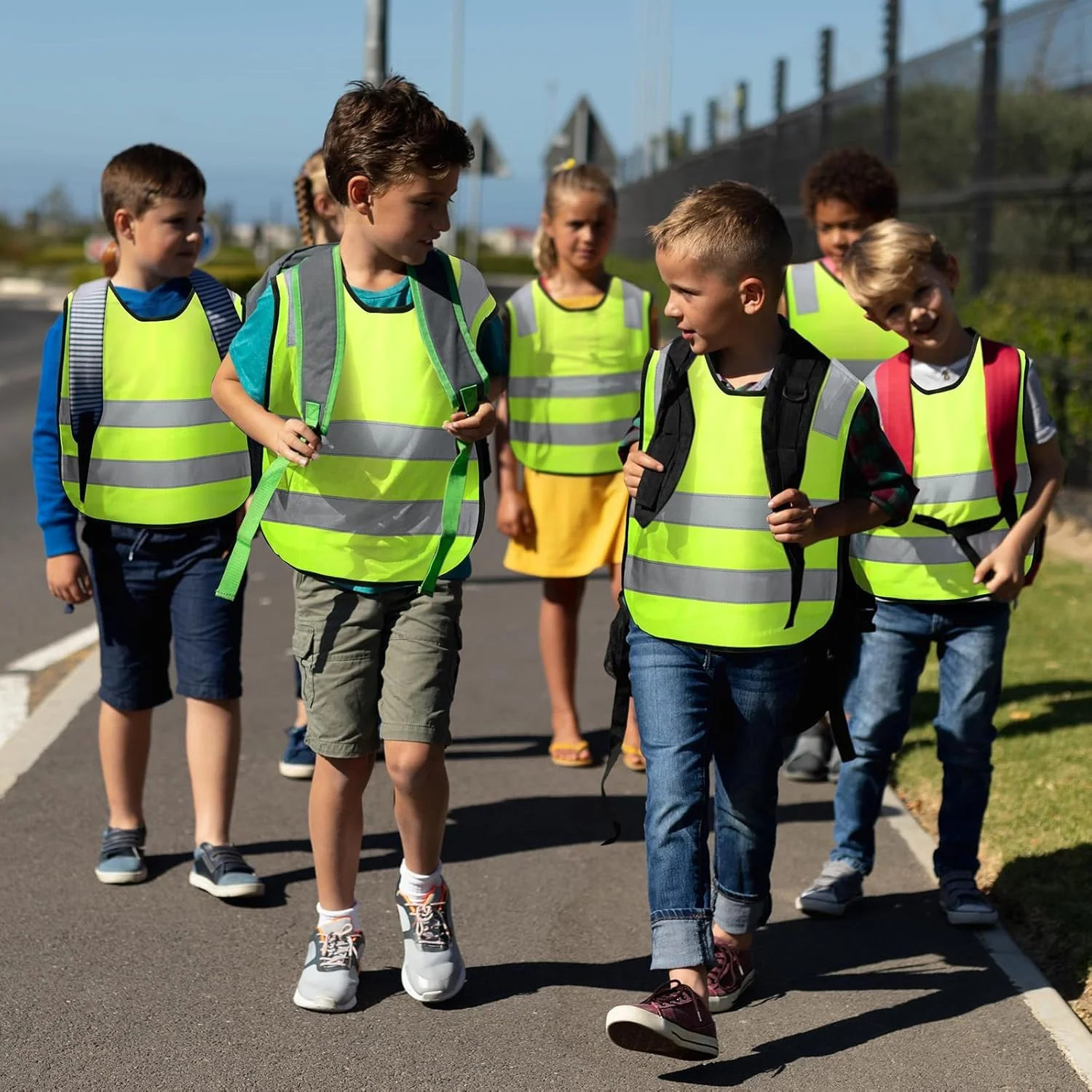 سوتین آموزشی دخترانه نوجوان NALACAL، سوتین های بدون درز نخی رکابی بدون سیم، بند شانه ای نازک الاستیک، نرم، راحت و تنفس پذیر (بسته 4 عددی)