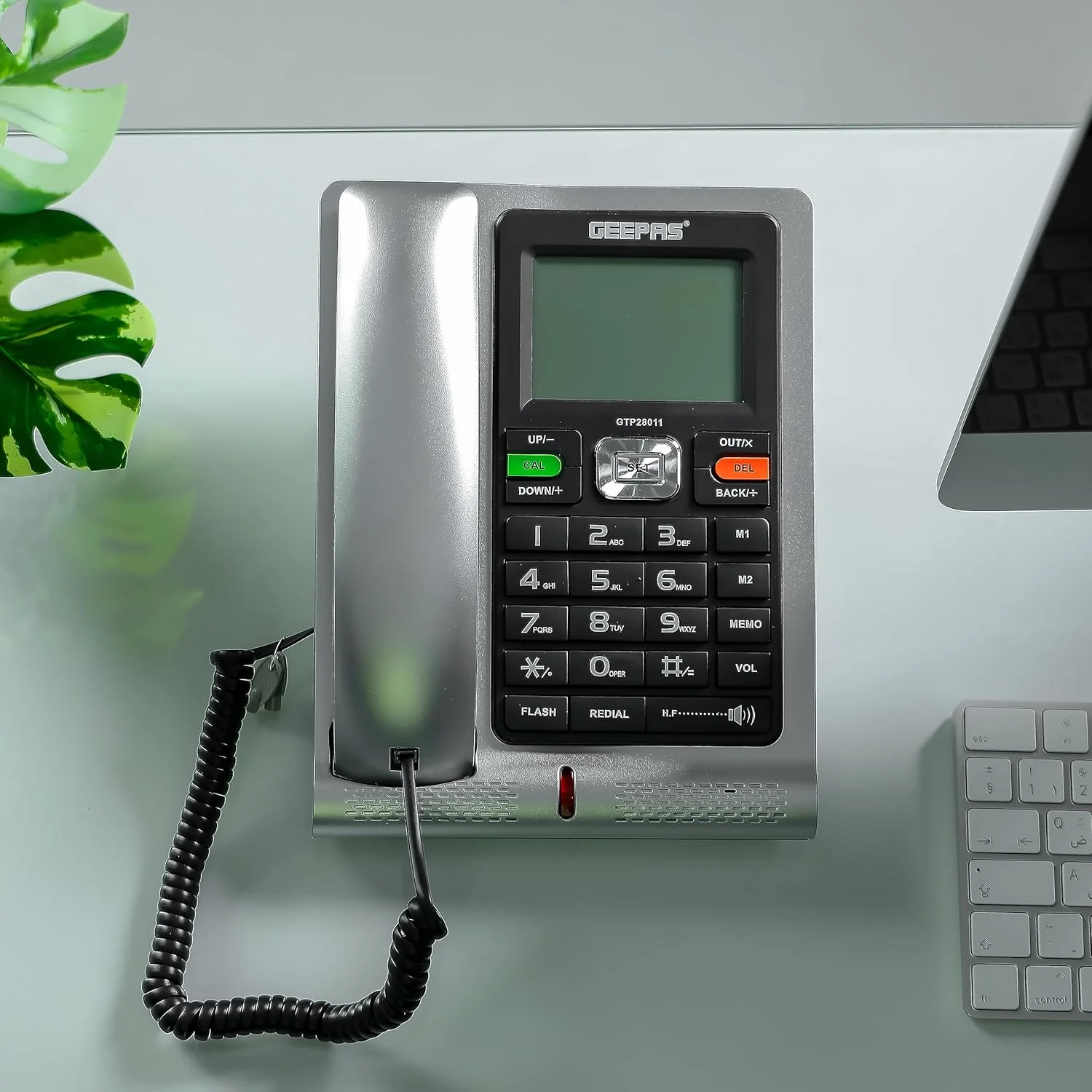 تلفن مدیریتی جیپاس با شناسه تماس گیرنده - GTP28011 کیفیت ساخت عالی و طراحی کلاسیک | عملکرد هندزفری و شماره گیری مجدد خودکار مشکی و نقره ای تلفن مدیریتی جیپاس با شناسه تماس گیرنده - GTP28011 کیفیت ساخت عالی و طراحی کلاسیک | عملکرد هندزفری و شماره گیری مجدد خودکار مشکی و نقره ای