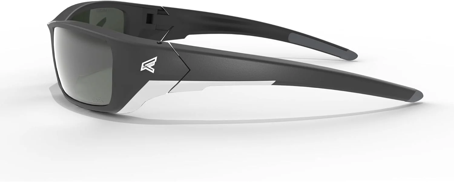 عینک ایمنی آفتابی پلاریزه دورپیچ EDGE Reclus، ضد خش، ضد لغزش، UV 400، درجه نظامی، مطابق با ANSI/ISEA & MCEPS، عرض 5.04 اینچ، فریم مشکی/لنز آینه ای نقره ای G-15