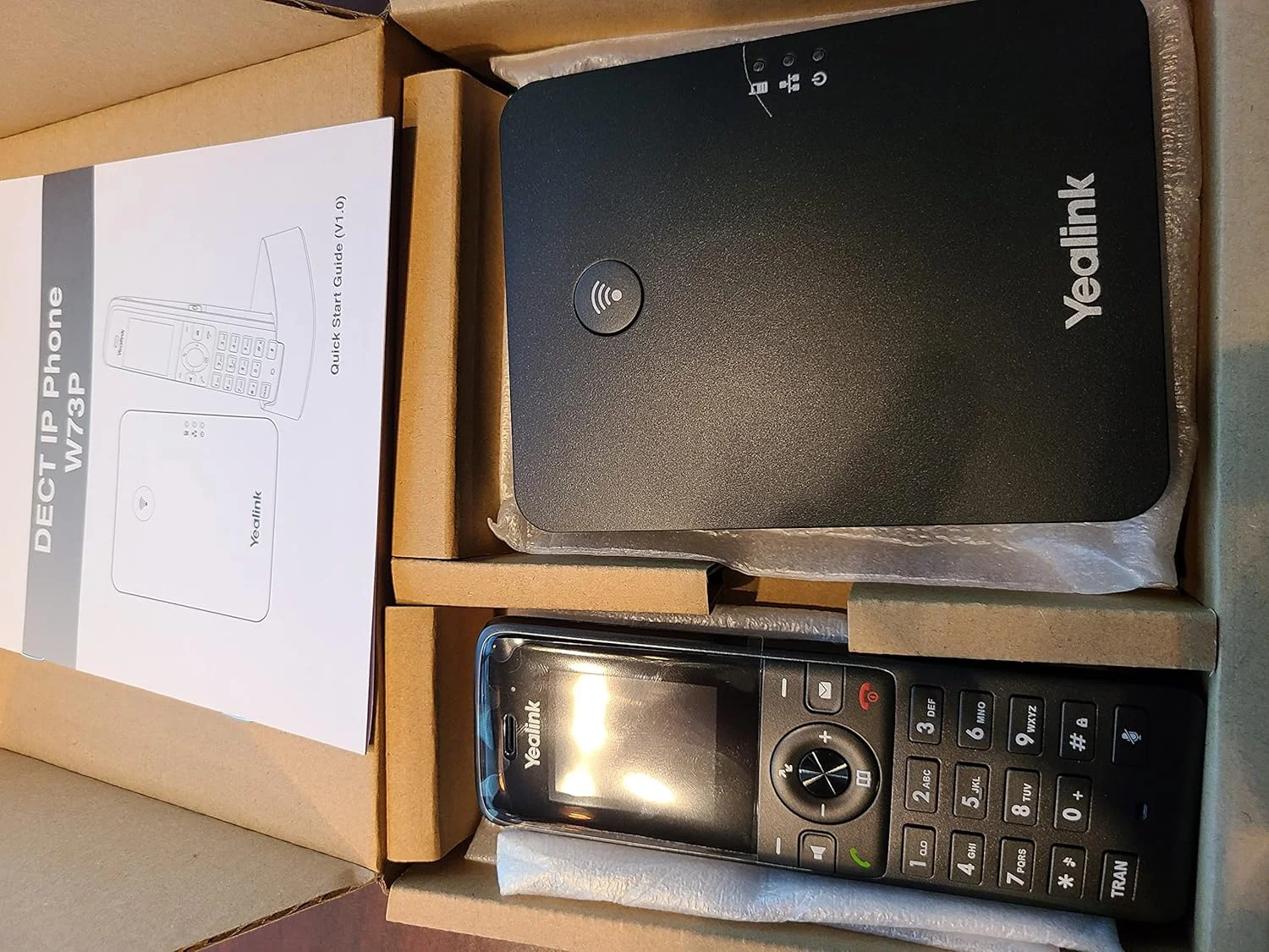 بسته تلفن IP دکت یالینک W73P شامل گوشی W73H با پایه W70