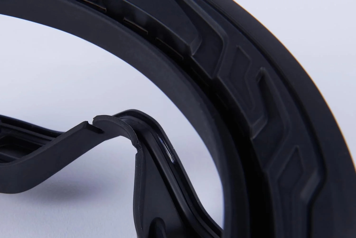 عینک محافظ چشم 3M مدل GoggleGear سری 3000، لنز شفاف Scotchgard ضد بخار/ضد خش، بند پارچه ای ممتاز، پوشش TPV، یک جفت، GG3301-SGAF، ANSI Z87.1، CSA Z94.3، دارای رتبه D3 D4 عینک محافظ چشم 3M مدل GoggleGear سری 3000، لنز شفاف Scotchgard ضد بخار/ضد خش، بند پارچه ای ممتاز، پوشش TPV، یک جفت، GG3301-SGAF، ANSI Z87.1، CSA Z94.3، دارای رتبه D3 D4