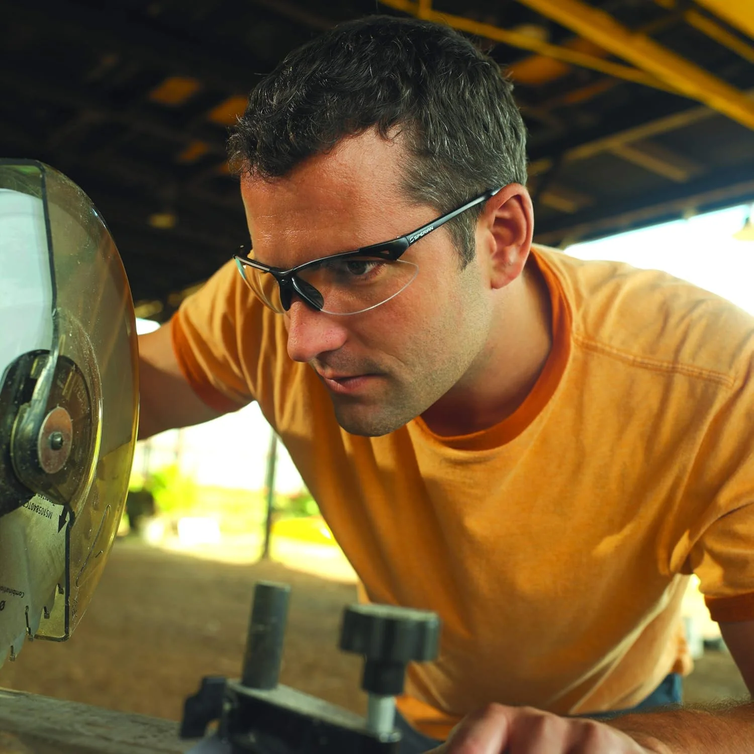 عینک ایمنی سری Uvex Honeywell Home A900، لنز شفاف با پوشش سخت ضد خش