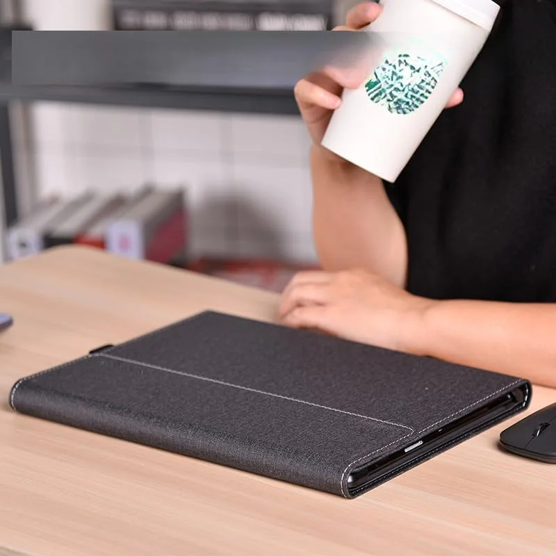 کاور محافظتی Gruattreay سازگار با Microsoft Surface Pro 11 (2024) 13 اینچی، سازگار با کیبورد Type Cover، کاور تجاری باریک و سبک (خاکستری)