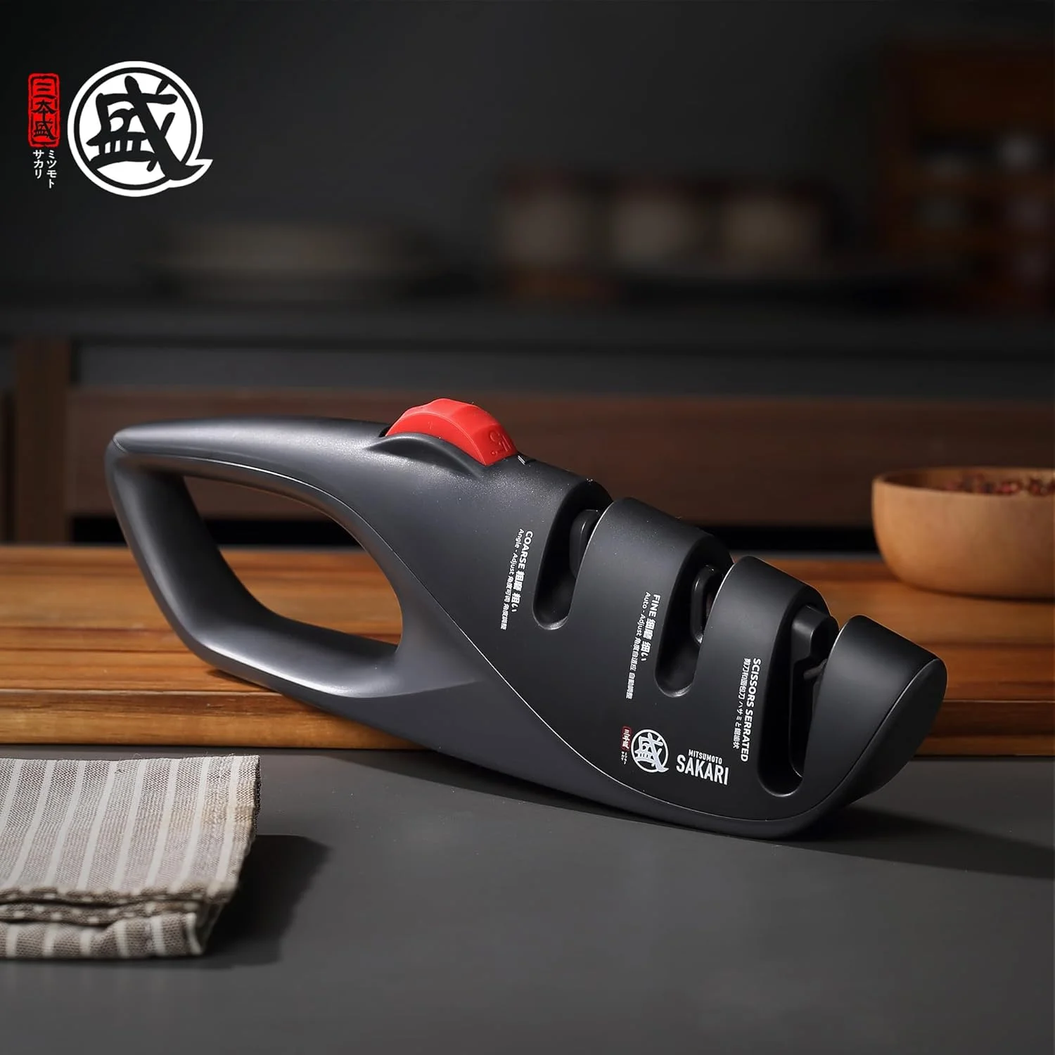 تیزکننده چاقو چند زاویه قابل تنظیم میتسوموتو ساکاری، تیزکننده چاقو حرفه ای 3 مرحله ای ژاپنی، تیزکننده چاقو چند منظوره (همچنین برای تیز کردن قیچی و چاقو اره ای)