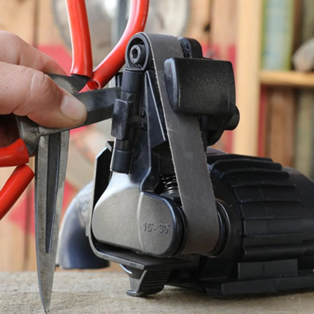 چاقو تیزکن برقی LIHUACHEN M2، چاقو تیزکن حرفه ای، چاقو تیزکن سنگی، ابزار چاقو تیزکن فولادی تنگستن (دوشاخه UK) مشکی