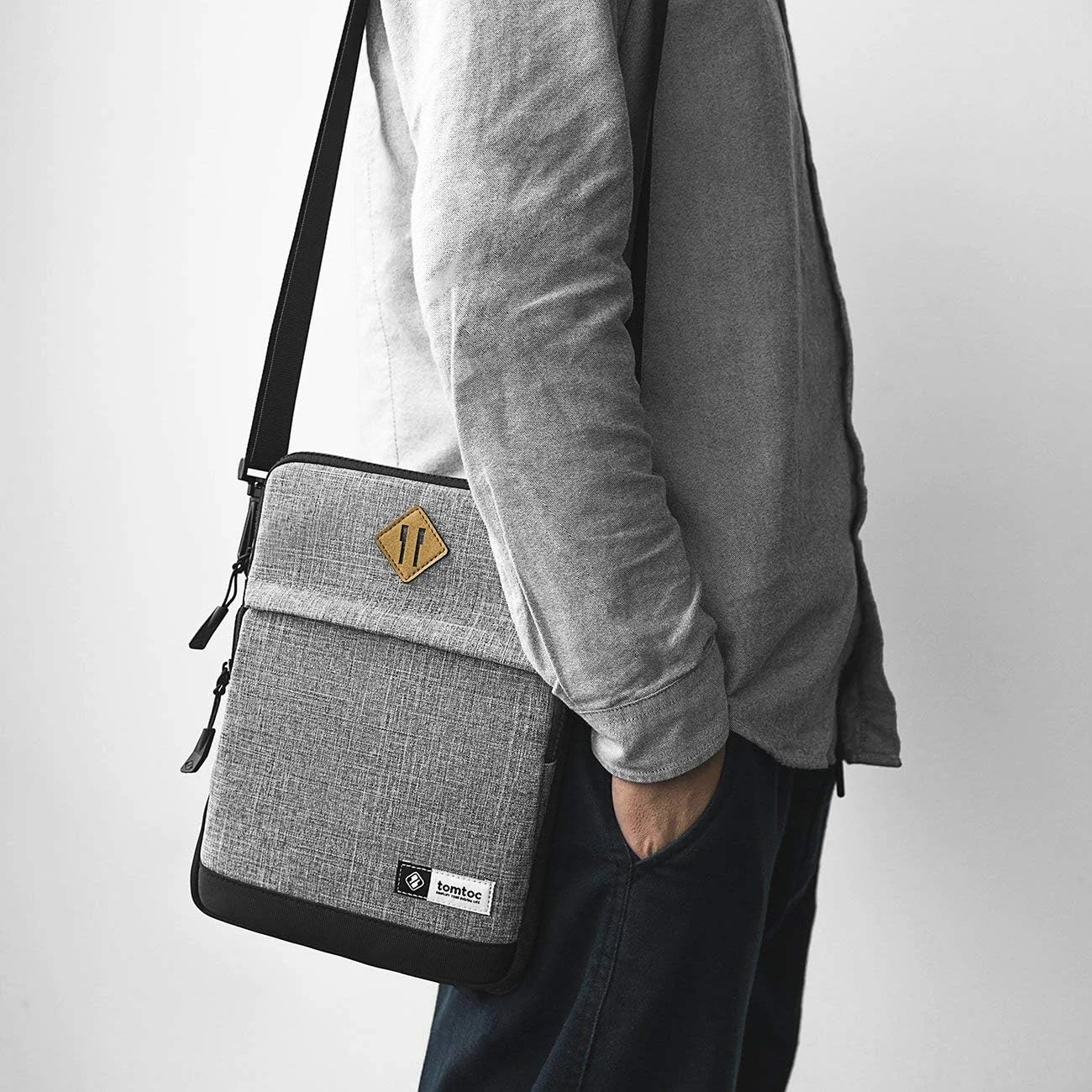 کیف محافظ تبلت 11 اینچی تومتک مناسب برای آیپد پرو M4 و آیپد ایر M3 2025/M2 2024، آیپد پرو M2 و M1، آیپد A16، آیپد 10.9 اینچی 10 و آیپد ایر نسل پنجم 2022، مناسب برای مجیک کیبورد و اسمارت کیبورد فولیو کیف محافظ تبلت 11 اینچی تومتک مناسب برای آیپد پرو M4 و آیپد ایر M3 2025/M2 2024، آیپد پرو M2 و M1، آیپد A16، آیپد 10.9 اینچی 10 و آیپد ایر نسل پنجم 2022، مناسب برای مجیک کیبورد و اسمارت کیبورد فولیو