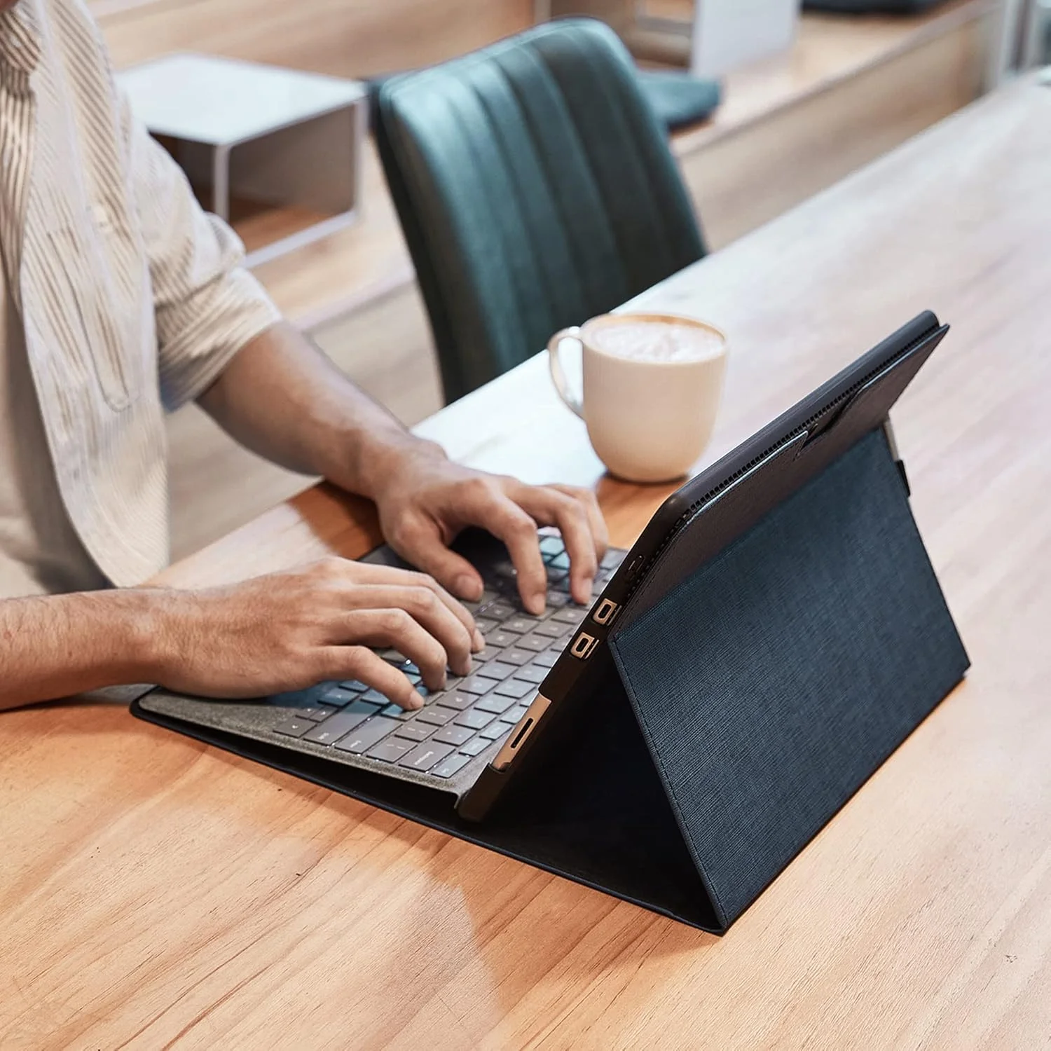 کیف Omnpak برای تبلت Surface Pro 8، کیف تجاری با نگهدارنده قلم، زاویه دید چندگانه قابل تنظیم، سازگار با صفحه کلید Type Cover