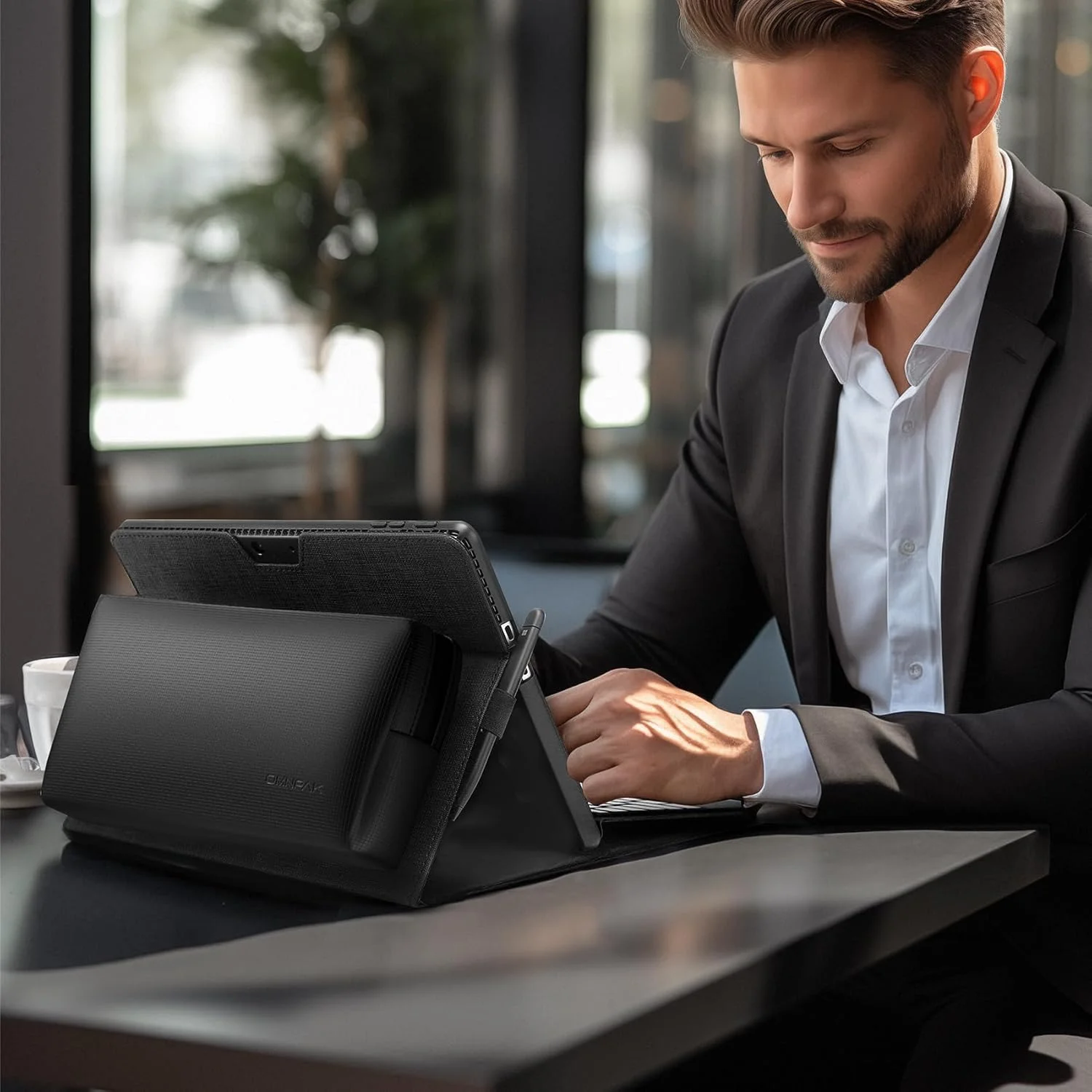 کیف Omnpak برای تبلت Microsoft Surface Pro 9، کیف تجاری، کیف حمل با نگهدارنده قلم استایلوس به همراه کیف نگهداری لوازم جانبی، سازگار با صفحه کلید Type Cover. کیف Omnpak برای تبلت Microsoft Surface Pro 9، کیف تجاری، کیف حمل با نگهدارنده قلم استایلوس به همراه کیف نگهداری لوازم جانبی، سازگار با صفحه کلید Type Cover.