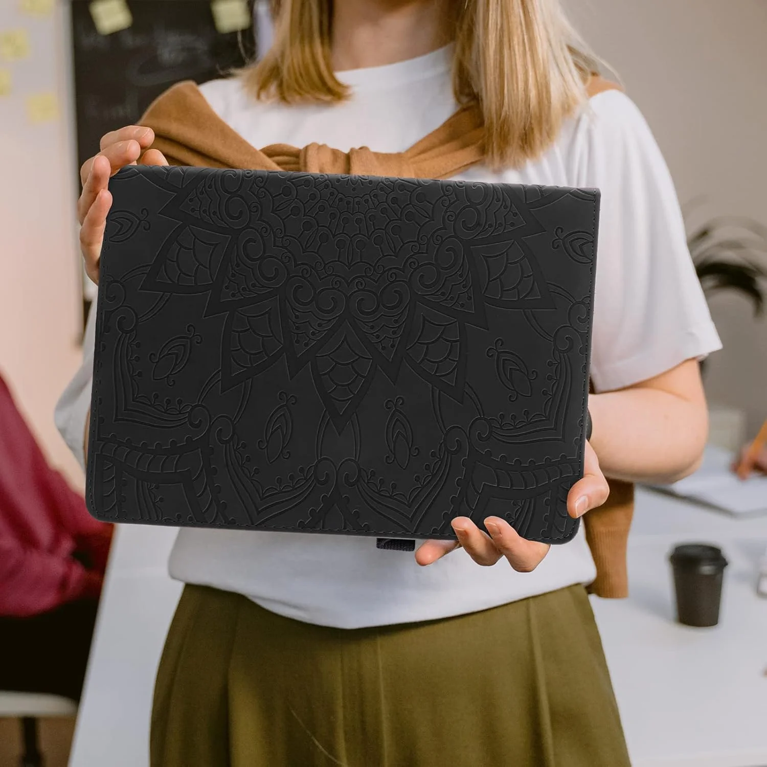 کیف Aswant مناسب برای تبلت لنوو تب M10 نسل 3 مدل 10.1 اینچ 2022 (TB-328FU/TB-328XU)، کیف محافظ تبلت ماندالا برای لنوو تب M10 نسل 3 مدل 10.1 اینچ 2022 TB328 (مشکی) کیف Aswant مناسب برای تبلت لنوو تب M10 نسل 3 مدل 10.1 اینچ 2022 (TB-328FU/TB-328XU)، کیف محافظ تبلت ماندالا برای لنوو تب M10 نسل 3 مدل 10.1 اینچ 2022 TB328 (مشکی)