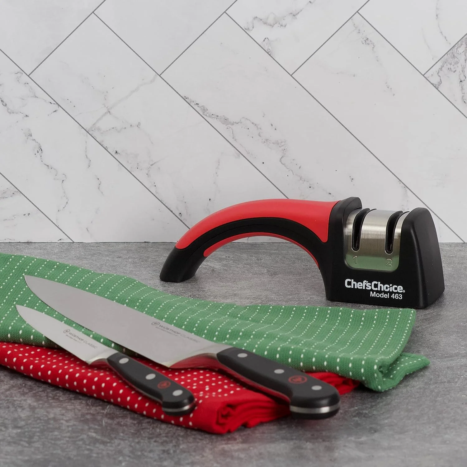 تیزکن مدل Chef's Choice 463 Pronto Hone برای چاقوهای دندانه‌دار و صاف 15 درجه، دارای سنگ‌های الماس، تیز کردن سریع، 2 مرحله‌ای، مشکی