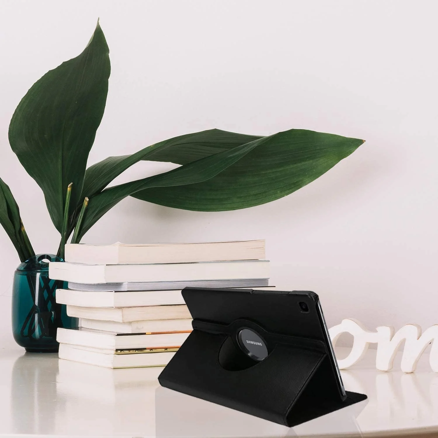 کاور تبلت AWH Galaxy Tab A7، کاور چرمی هوشمند 360 درجه چرخشی، مناسب برای تبلت 10.4 اینچی Samsung Galaxy Tab A7 مدل 2020 (SM-T500/T505/T507)، (مشکی)