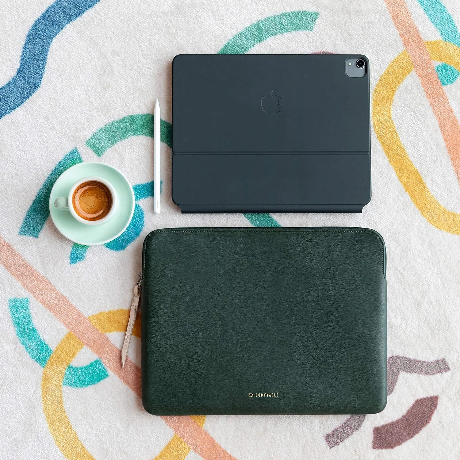 کیف تبلت Comfyable سازگار با آیپد ایر ۱۳ اینچ M3 2025، آیپد پرو ۱۳ اینچ M4 2024 با مجیک کیبورد و جای قلم، کیف چرمی PU باریک و محافظ، سبز کیف تبلت Comfyable سازگار با آیپد ایر ۱۳ اینچ M3 2025، آیپد پرو ۱۳ اینچ M4 2024 با مجیک کیبورد و جای قلم، کیف چرمی PU باریک و محافظ، سبز