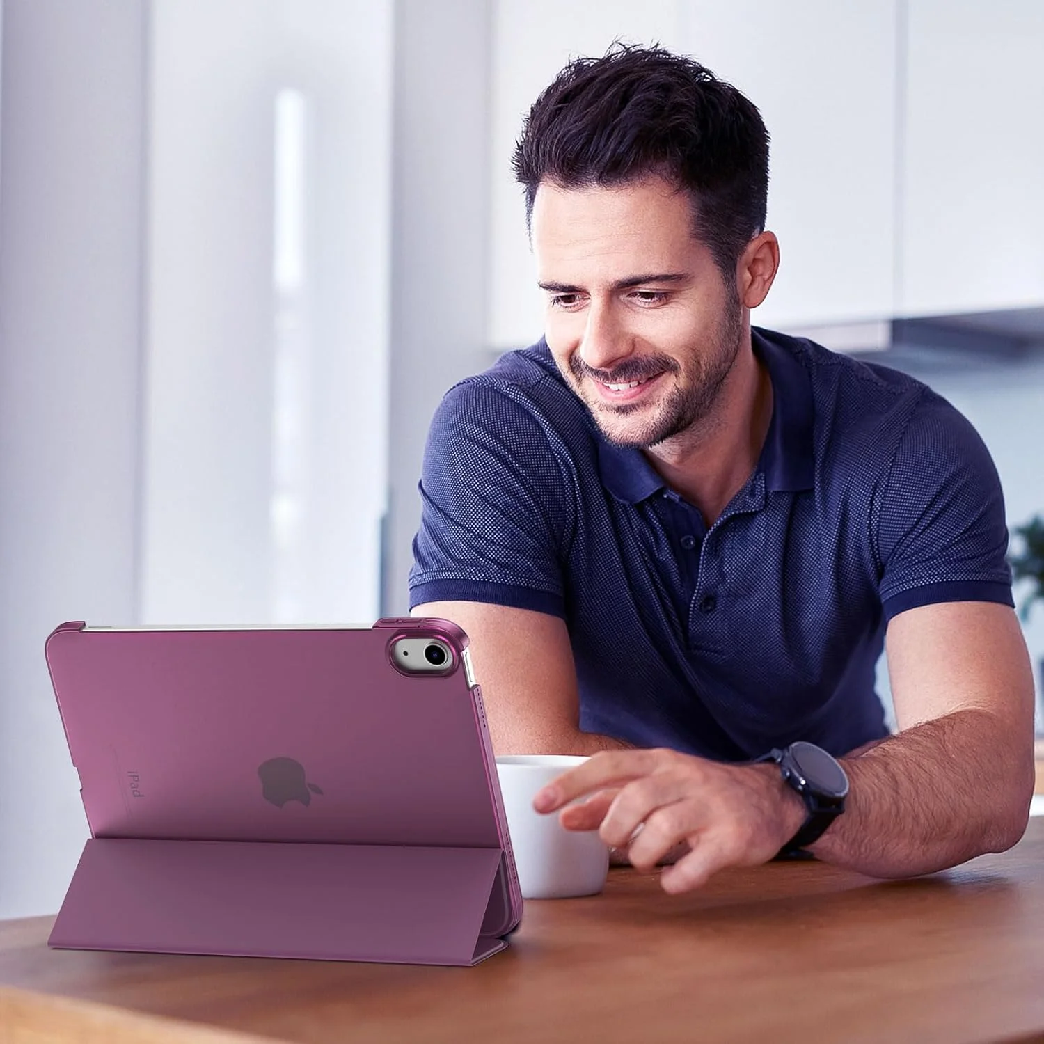 کیف محافظ TiMOVO برای آیپد نسل 10 سال 2022، کاور باریک استنددار برای آیپد 10.9 اینچی، فولیو هوشمند با قابلیت بیدار/خواب خودکار با قاب پشتی نیمه شفاف PC سخت، مناسب برای آیپد 10، بنفش تیره کیف محافظ TiMOVO برای آیپد نسل 10 سال 2022، کاور باریک استنددار برای آیپد 10.9 اینچی، فولیو هوشمند با قابلیت بیدار/خواب خودکار با قاب پشتی نیمه شفاف PC سخت، مناسب برای آیپد 10، بنفش تیره