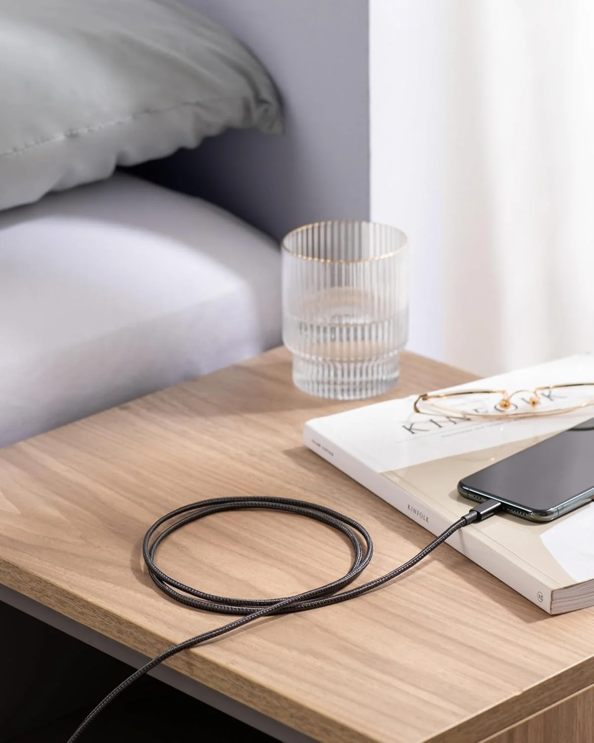 کابل لایتنینگ نایلونی 1.8 متری انکر دارای گواهی MFi اپل برای شارژرهای آیفون، آیفون 14/14 پرو / 14 پرو مکس/13/12/11/X/XS Max/XR/8/8 Plus / 7/7 Plus / 6/6 Plus، آیپد پرو ایر 2 و غیره (مشکی) - بسته 2 عددی کابل لایتنینگ نایلونی 1.8 متری انکر دارای گواهی MFi اپل برای شارژرهای آیفون، آیفون 14/14 پرو / 14 پرو مکس/13/12/11/X/XS Max/XR/8/8 Plus / 7/7 Plus / 6/6 Plus، آیپد پرو ایر 2 و غیره (مشکی) - بسته 2 عددی