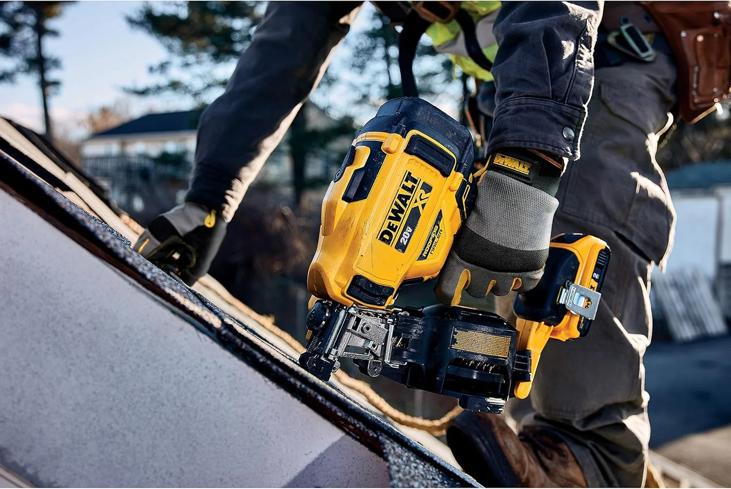 دستکش چرمی مصنوعی DEWALT 211 با بست قلاب و حلقه سایز M دستکش چرمی مصنوعی DEWALT 211 با بست قلاب و حلقه سایز M