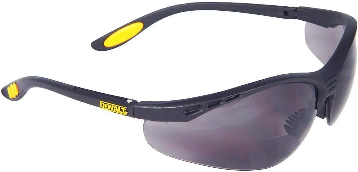 عینک ایمنی محافظتی با کارایی بالا DEWALT DPG59-220C مدل Reinforcer Rx-Bifocal 2.0 با لنز دودی، دسته های لاستیکی و آستین محافظ عینک