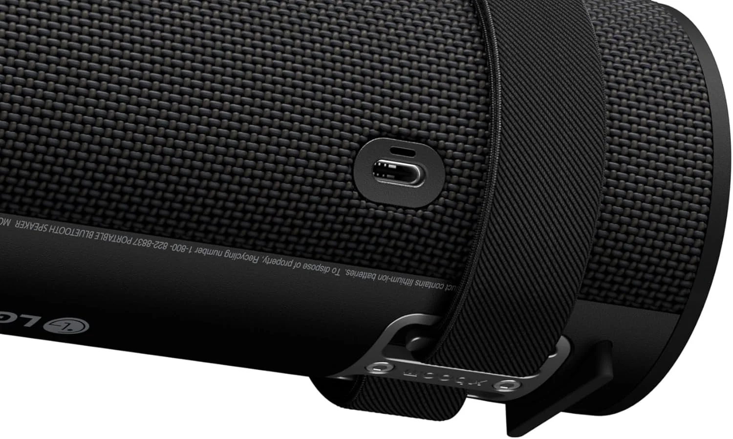 اسپیکر بلوتوثی قابل حمل LG xboom Grab Core با صدای xboom Signature، تا 19 ساعت پخش، مقاوم در برابر گرد و غبار و آب IP67، دوام MIL-STD 810H، بند حمل قابل تنظیم اسپیکر بلوتوثی قابل حمل LG xboom Grab Core با صدای xboom Signature، تا 19 ساعت پخش، مقاوم در برابر گرد و غبار و آب IP67، دوام MIL-STD 810H، بند حمل قابل تنظیم