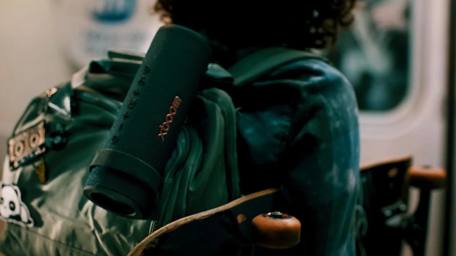 اسپیکر بلوتوثی قابل حمل LG xboom Grab Core با صدای xboom Signature، تا 19 ساعت پخش، مقاوم در برابر گرد و غبار و آب IP67، دوام MIL-STD 810H، بند حمل قابل تنظیم اسپیکر بلوتوثی قابل حمل LG xboom Grab Core با صدای xboom Signature، تا 19 ساعت پخش، مقاوم در برابر گرد و غبار و آب IP67، دوام MIL-STD 810H، بند حمل قابل تنظیم