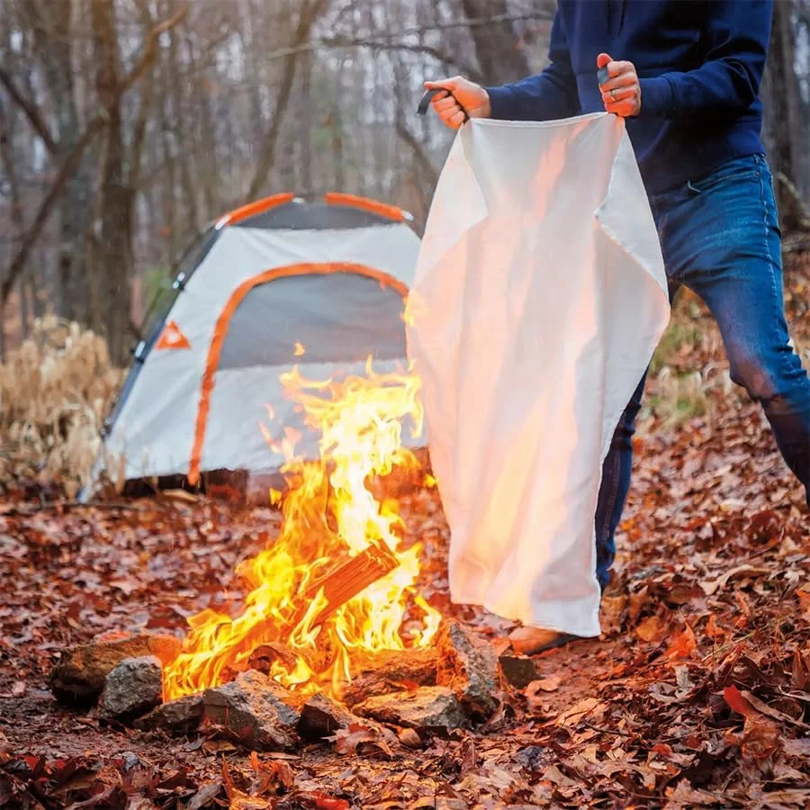 پتو نجات آتش نشانی قابل حمل THROYAL برای خانه، 100x100 سانتی متر، پتو آتش نشانی مربع شکل برای خانه و آشپزخانه، پتو ایمنی آتش نشانی، استفاده آسان