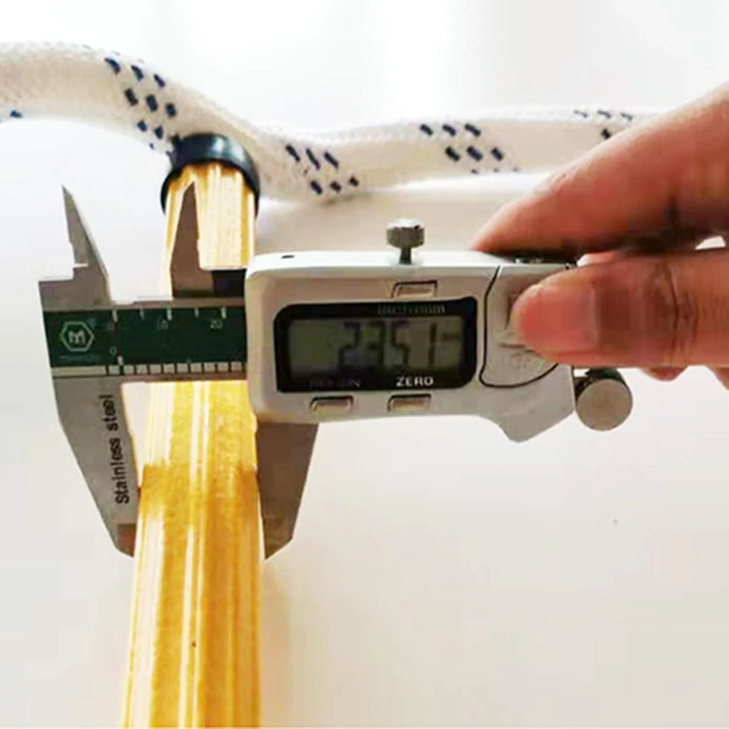 نردبان فرار از آتش WJFZDLUCK، نردبان اضطراری فرار از آتش، با قلاب، نردبان طنابی مقاوم در برابر آتش، نردبان تخلیه ایمنی آتش نشانی، استفاده آسان/زرد/10 متر