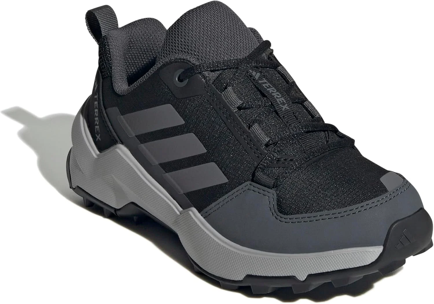 کفش پیاده روی آدیداس Terrex AX4R مدل Non-Football Low