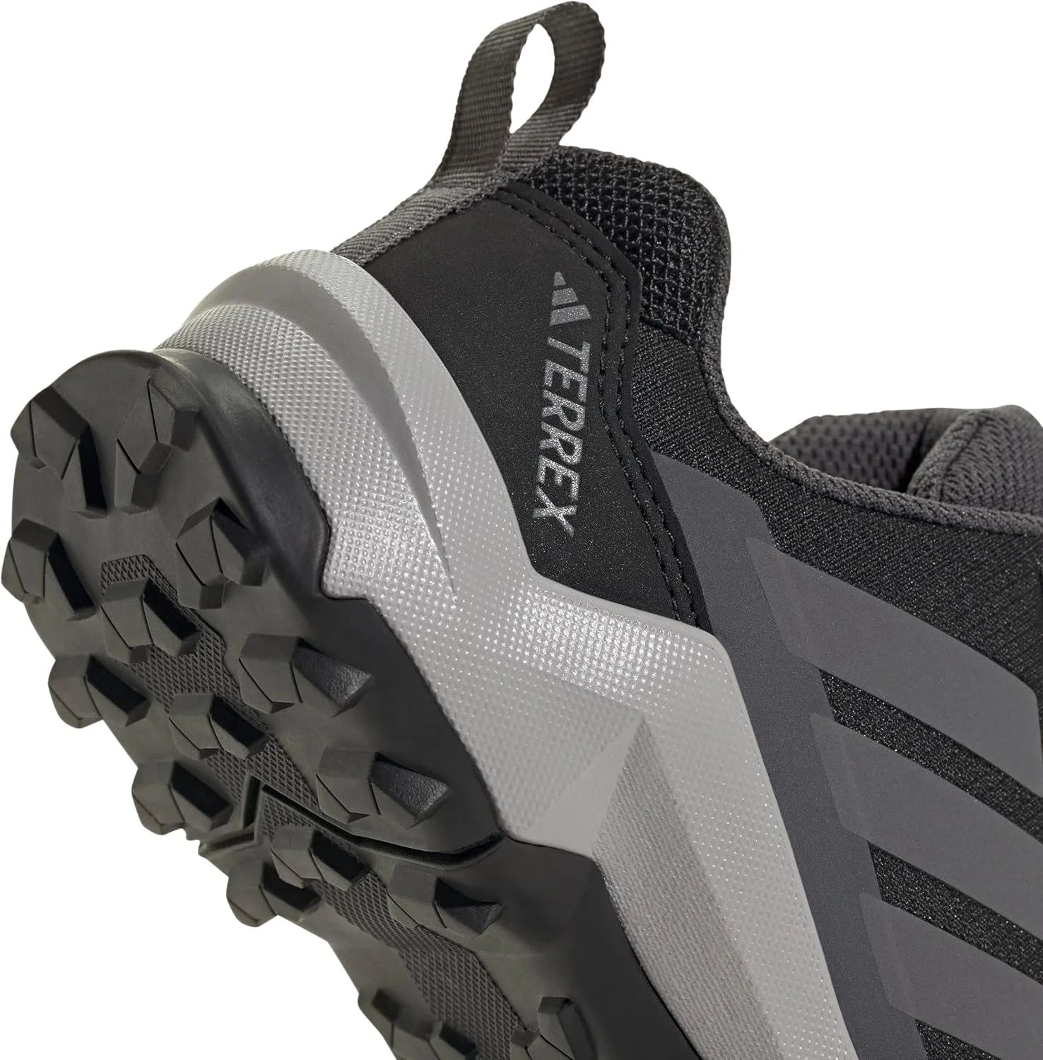 کفش پیاده روی آدیداس Terrex AX4R مدل Non-Football Low