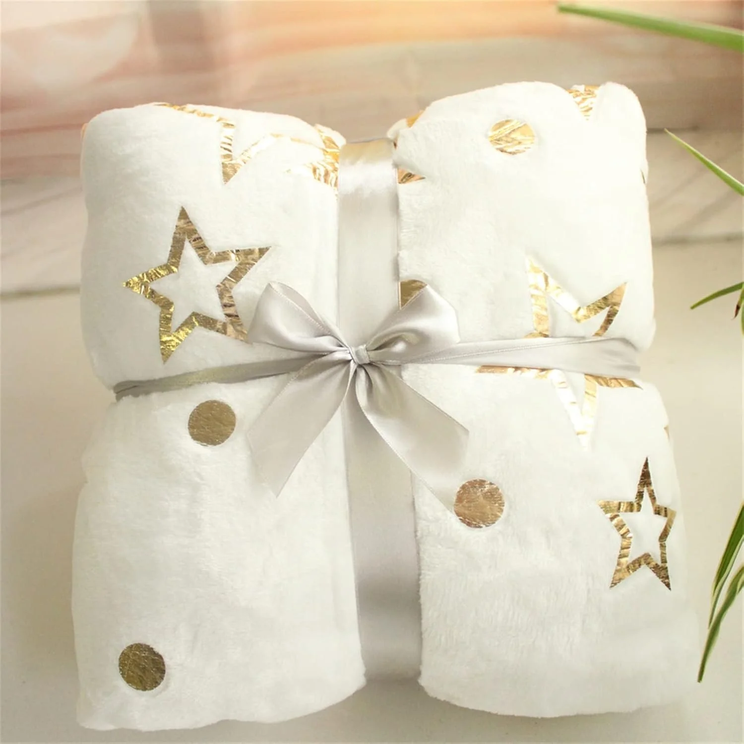 پتوی کوئین YYVVBBF برای تخت خواب، لحاف فلانل طرح ستاره های طلایی، پتوی فوق العاده نرم، پتوی گل رز، پتوی طرح ستاره های درخشان و زیبا