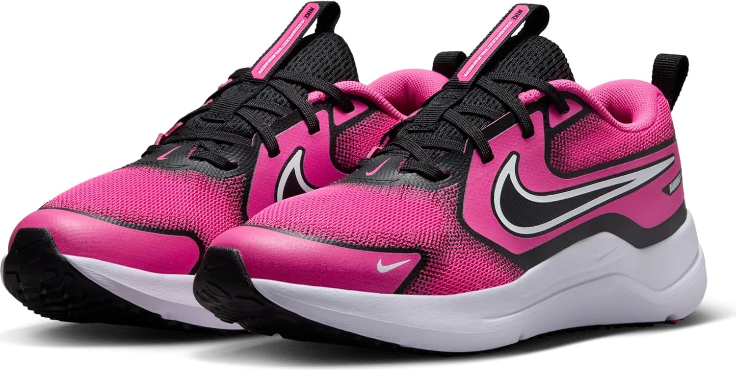 کفش های بند دار نایک Cosmic Runner GS بچگانه/دخترانه