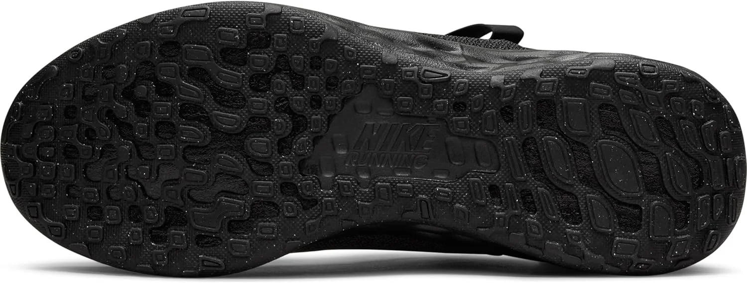 کفش های بند دار پسرانه نایک Nike Revolution 6 Flyease کفش های بند دار پسرانه نایک Nike Revolution 6 Flyease
