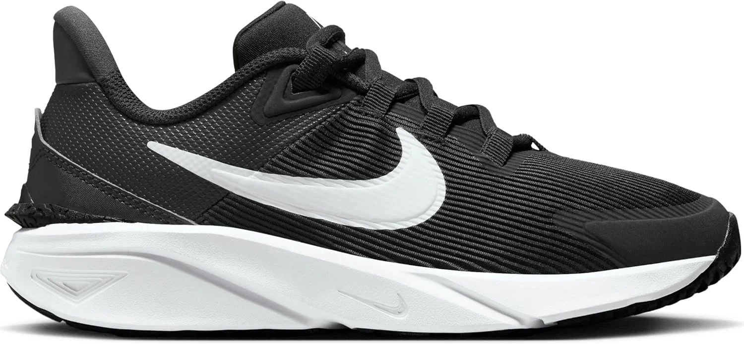 کفش های بند دار پسرانه نایک Nike Star Runner 4 Nn (Gs) کفش های بند دار پسرانه نایک Nike Star Runner 4 Nn (Gs)