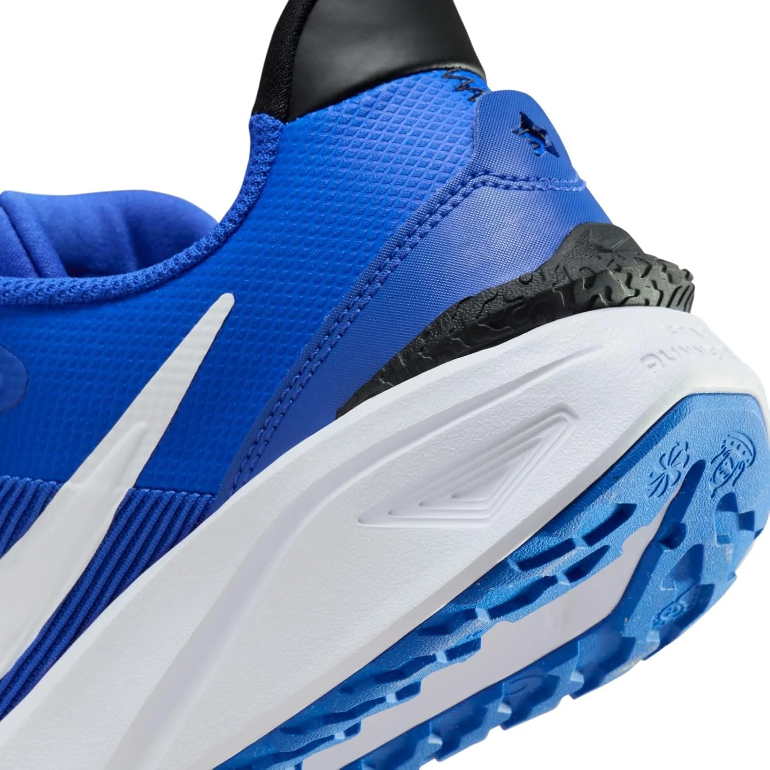 کفش های بند دار بچگانه نایک STAR RUNNER 4 NN GS کفش های بند دار بچگانه نایک STAR RUNNER 4 NN GS