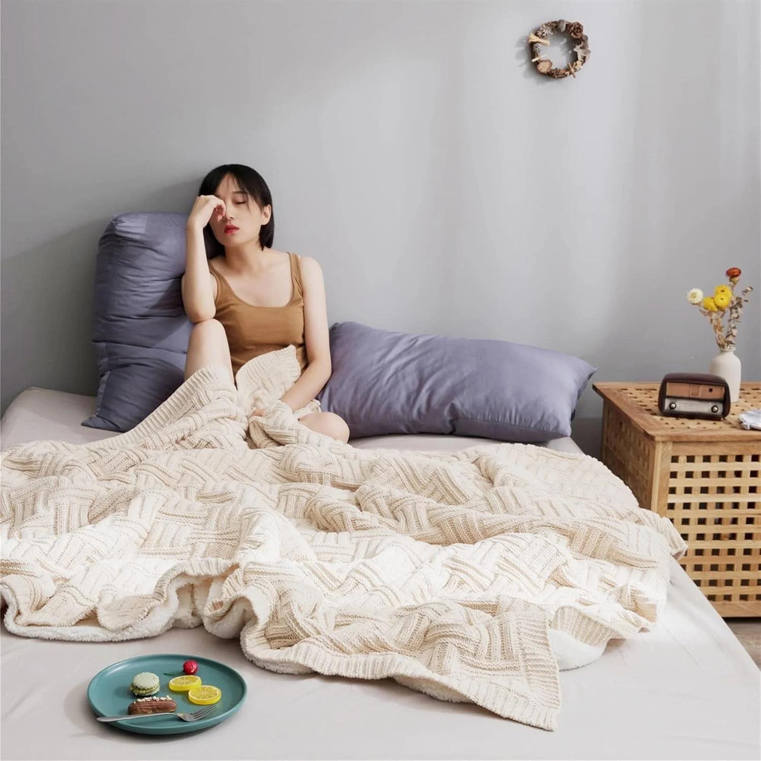 پتوی دونفره YYVVBBF مناسب تخت خواب، گرم و مناسب زمستان، طرح چهارخانه راه راه متقاطع، پتوی ضخیم و نرم، مناسب تخت، مبل، لحاف کرکی و روتختی (200x230 سانتی متر)