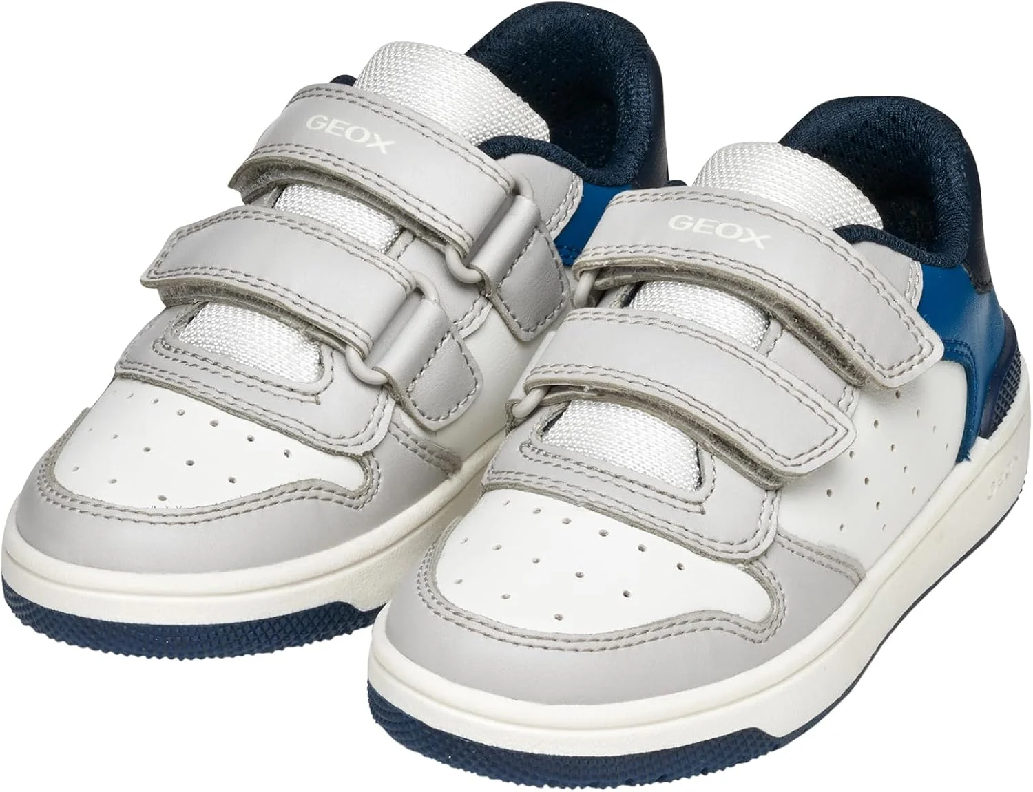 کفش کتانی پسرانه جیوکس مدل J Washiba کفش کتانی پسرانه جیوکس مدل J Washiba