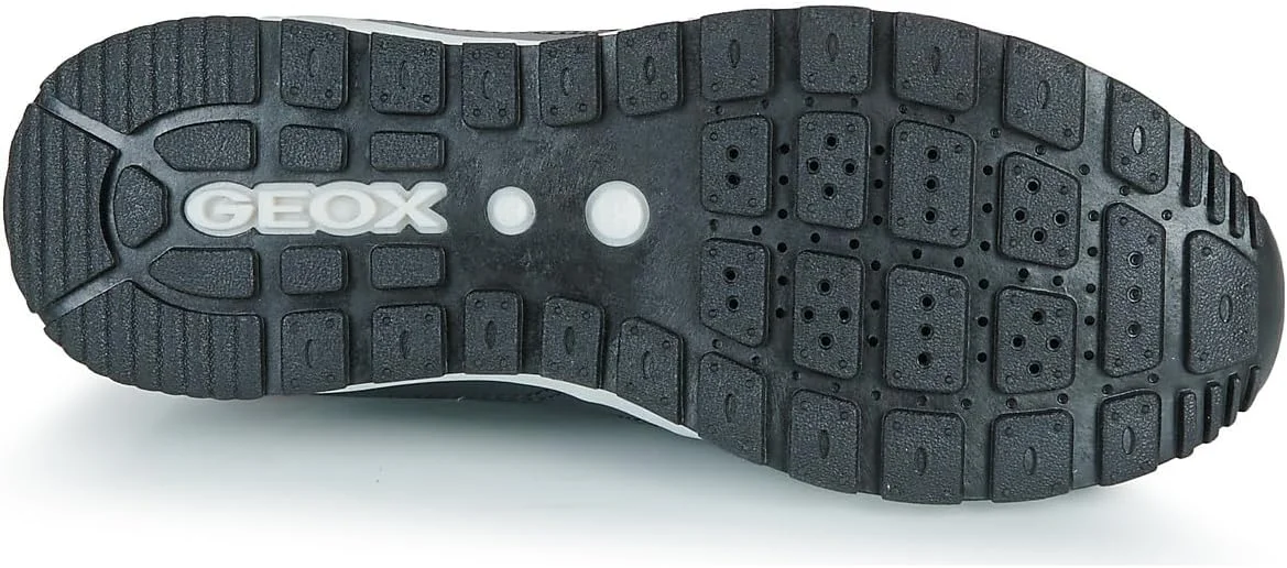 کفش کتانی پسرانه جیوکس مدل J Pavel a کفش کتانی پسرانه جیوکس مدل J Pavel a