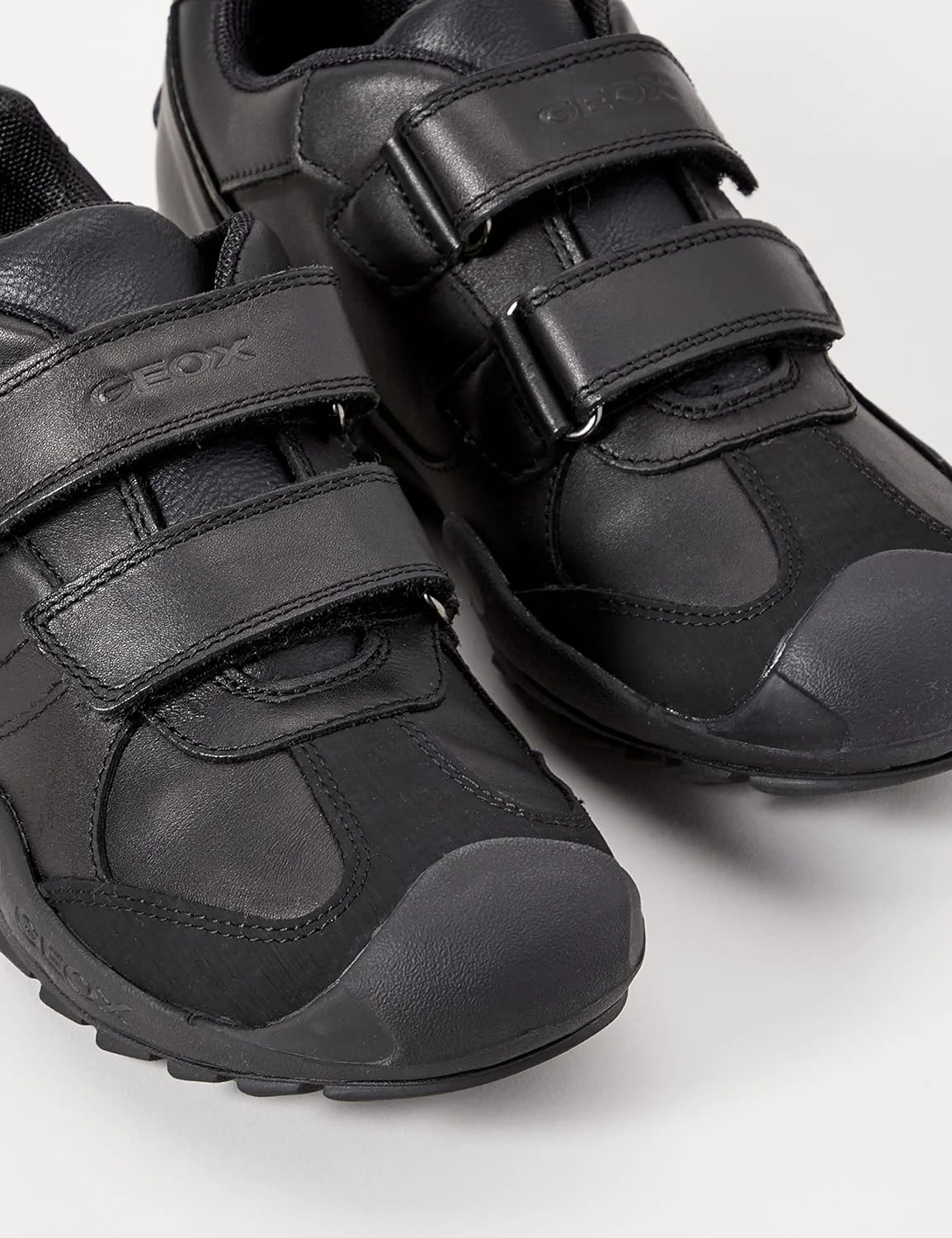 کفش مدرسه ای پسرانه جیوکس مدل J New Savage Boy B کفش مدرسه ای پسرانه جیوکس مدل J New Savage Boy B