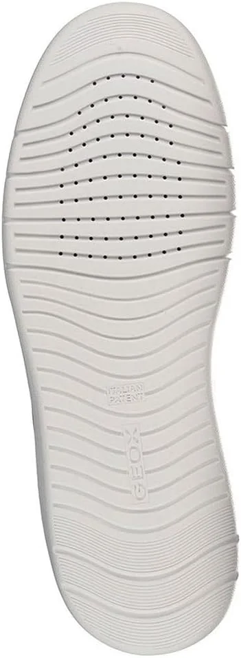 کفش ورزشی پسرانه جیوکس مدل U Merediano B کفش ورزشی پسرانه جیوکس مدل U Merediano B