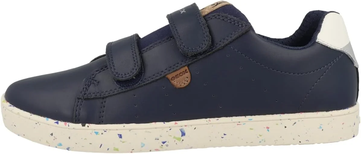 کفش ورزشی پسرانه جیوکس مدل J Kathe Boy