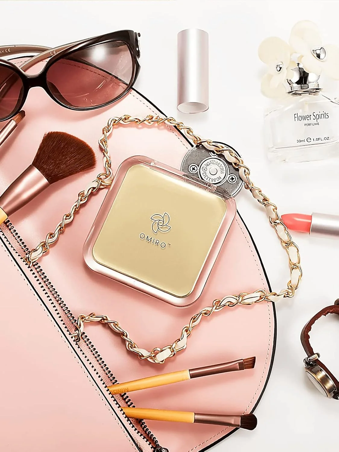 آینه جیبی فشرده OMIRO با بزرگنمایی 10 برابر، آینه مسافرتی کوچک برای کیف دستی، مربع 3.5 اینچی (طلایی) آینه جیبی فشرده OMIRO با بزرگنمایی 10 برابر، آینه مسافرتی کوچک برای کیف دستی، مربع 3.5 اینچی (طلایی)