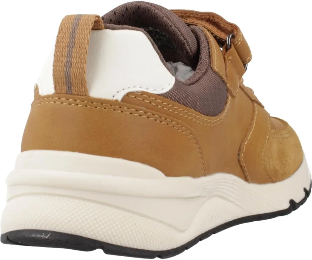 کفش ورزشی پسرانه جیوکس مدل J Rooner Boy D