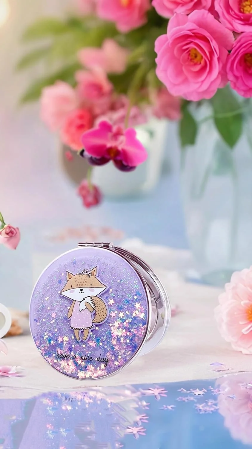 آینه آرایشی مسافرتی قابل حمل Sweet seven با تزیینات براق - آینه تاشو دو طرفه برای دختران و زنان - بزرگنمایی 1x/2x - طرح روباه بنفش آینه آرایشی مسافرتی قابل حمل Sweet seven با تزیینات براق - آینه تاشو دو طرفه برای دختران و زنان - بزرگنمایی 1x/2x - طرح روباه بنفش