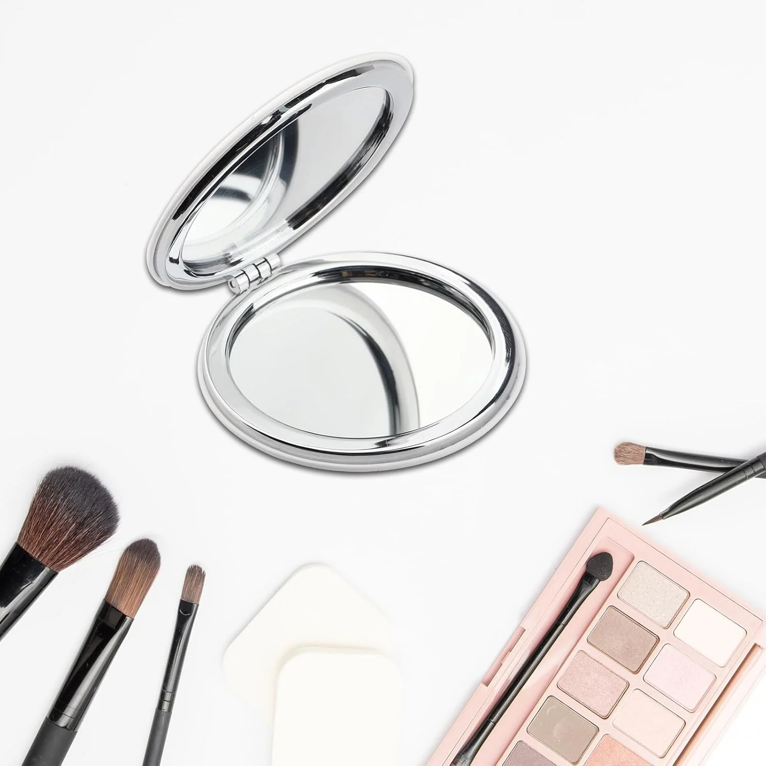 WSNANG Chucky Horrible Movie Makeup Compact Mirror Good Guys Pocket Mirror Chucky Fans Gift Horror Movie Lover Makeup Mirror (Good Guys Mirror-T) WSNANG Chucky Horrible Movie Makeup Compact Mirror Good Guys Pocket Mirror Chucky Fans Gift Horror Movie Lover Makeup Mirror (Good Guys Mirror-T)