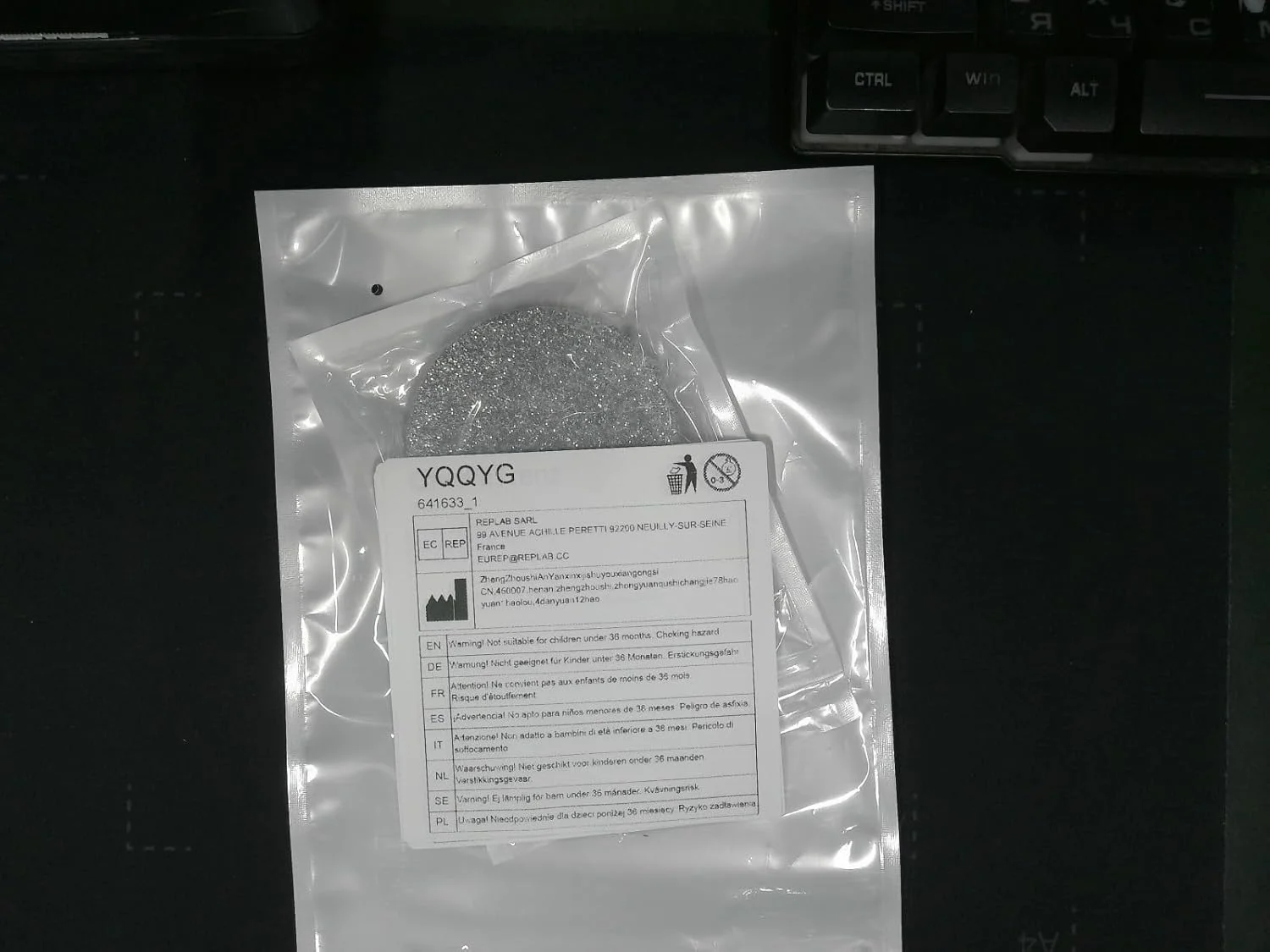 آینه جیبی YQQYG، آینه کوچک کیف دستی، آینه آرایشی جمع و جور برای زنان، آینه های مسافرتی، آینه گرد اکلیلی نقره ای، آینه دو طرفه، آینه دستی تاشو، آینه آرایشی، هدیه برای زنان و دختران