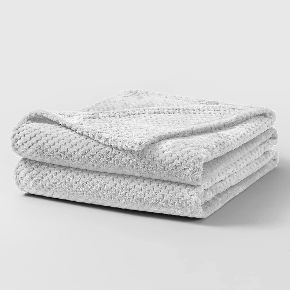 پتو مینک فلانل وافل طرح خرس و پاندا - پتوهای مسافرتی/رو تختی/مبل - لانه زنبوری فوق العاده نرم، سبک وزن، گرم و راحت سایز بزرگ یک نفره، دو نفره، کینگ - خاکستری نقره ای، دو نفره (150x200 سانتی متر)