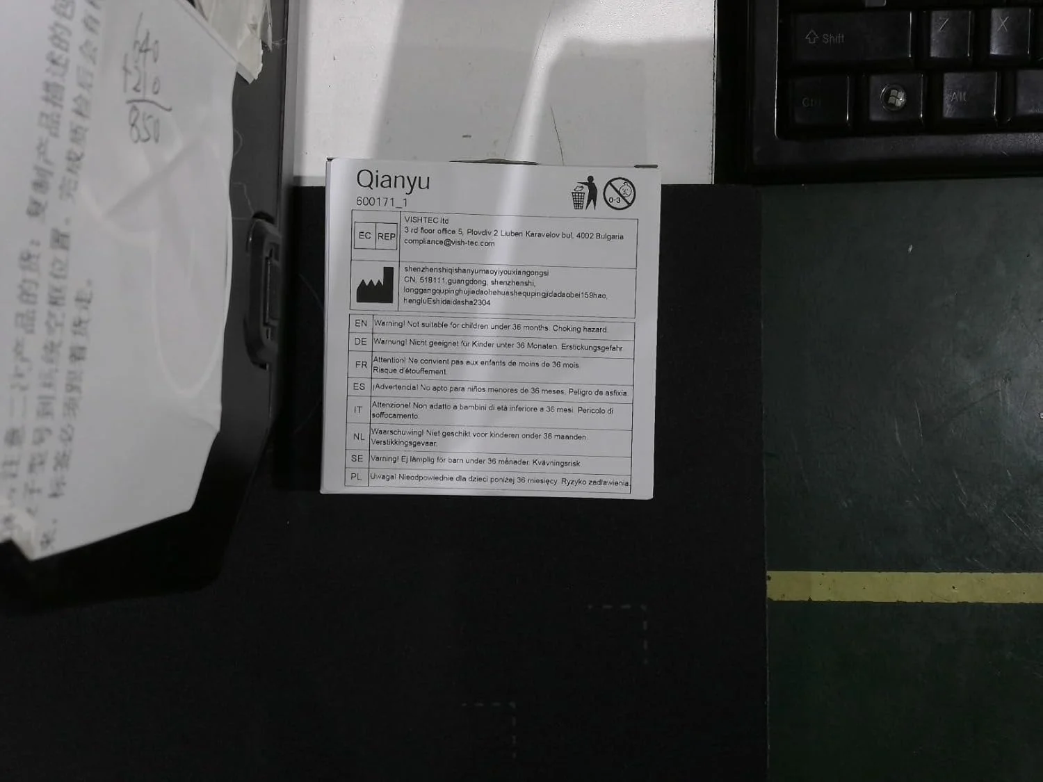 آینه تاشو مربع فشرده Qianyu با بزرگنمایی 1x/15x برای آرایش، مناسب سفر، آینه کوچک جیبی، آینه دستی تاشو قابل حمل دو طرفه با بزرگنمایی 15X و آینه 1X برای کیف پول