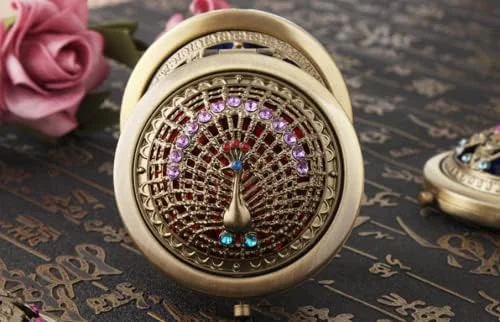 آینه آرایشی گرد جیبی فشرده اسپاتلوس، آینه دستی قابل حمل کوچک تاشو برای آرایش مسافرتی زنان و دختران (طرح تصادفی) (بسته 1 عددی)