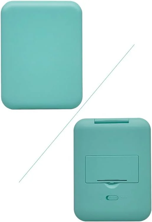 آینه جیبی کوچک مسافرتی LED قابل حمل SNOWFLAKES - دو طرفه بزرگنمایی 1X/3X، طراحی تاشو، آینه کوچک دستی روشن شونده برای کیف پول به رنگ سبز.