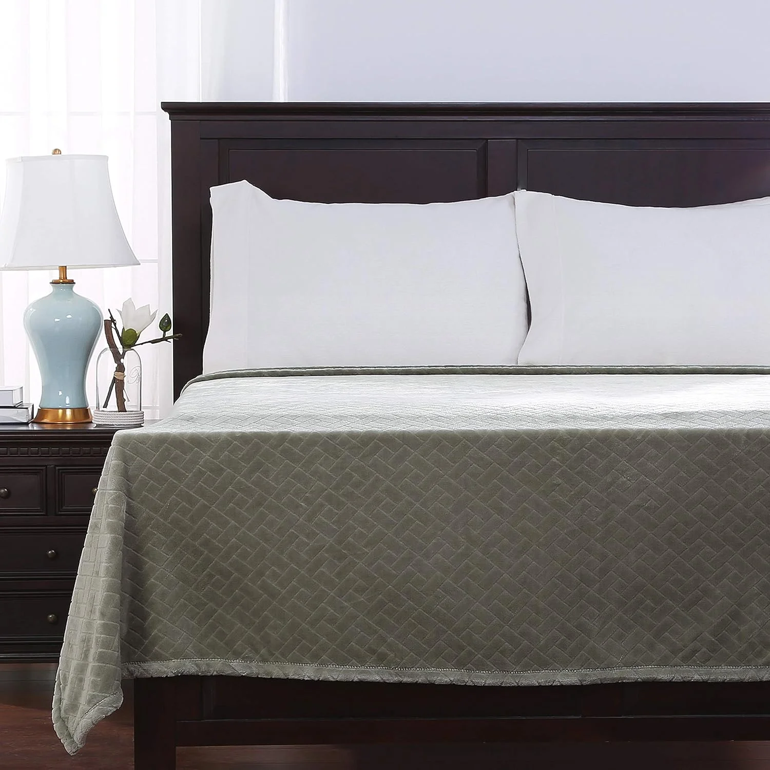 پتوی مخملی فوق العاده نرم و لطیف Berkshire Blanket VelvetLoft، مناسب تخت یک نفره، ابعاد 152x228 سانتی متر، سبز، E4563-TW-14G