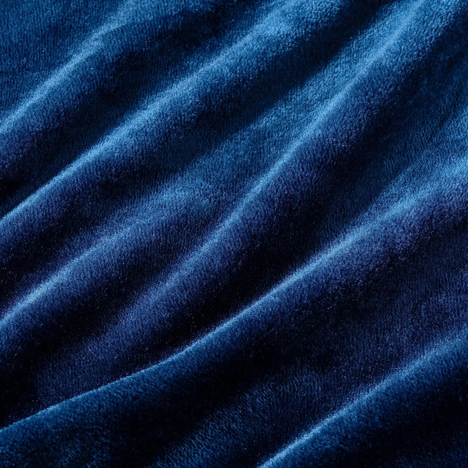 Berkshire Blanket Classic VelvetLoft® Solid Bed Blanket,Twin Size Bed Blanket,Lightweight Soft Fuzzy Plush Blanket for Bed and Couch,Dress Blues,60x92 Inches
